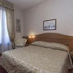 Riviera Hotel