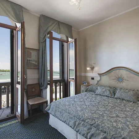 Hotel Riviera